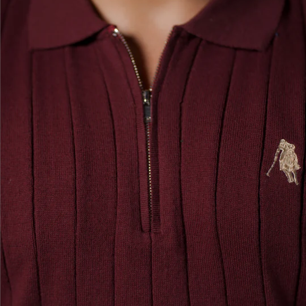 BURGUNDY DROP NEEDLE ZIP POLO SHIRT