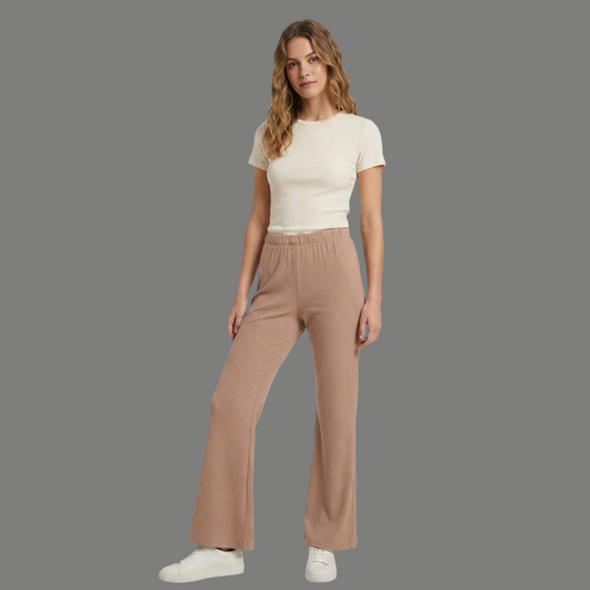 Minimal Wide Leg Trouser
