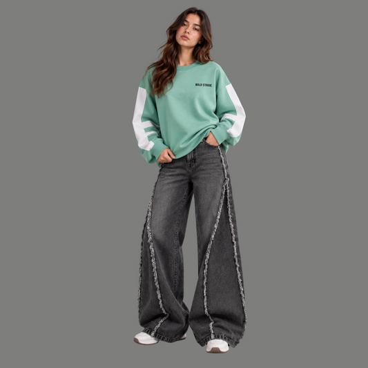 Frayed-Seam Barrel Jeans – Washed Grey
