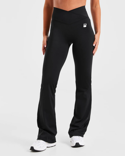 Signature High Waisted Flare Cut Leggings