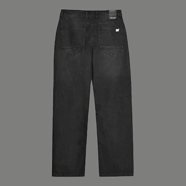 Classic Mid Weight Straight Fit Wash Jean